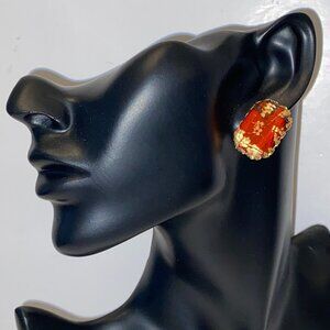 Vintage Pierced Earrings Rectangle White Flowers on Rust Color Plastic and Metal